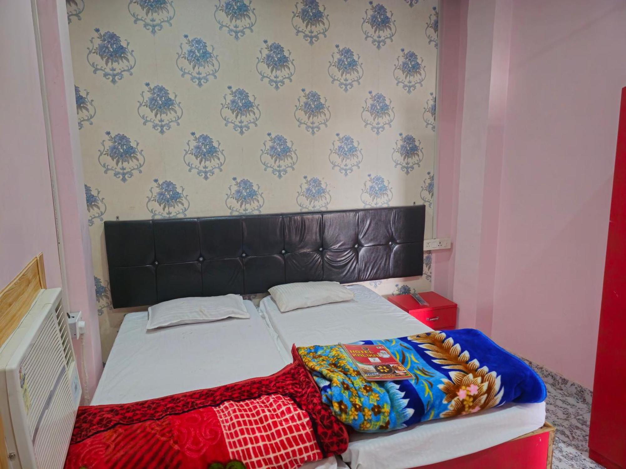 Hotel Kalika P Guest House Varanasi Exterior photo