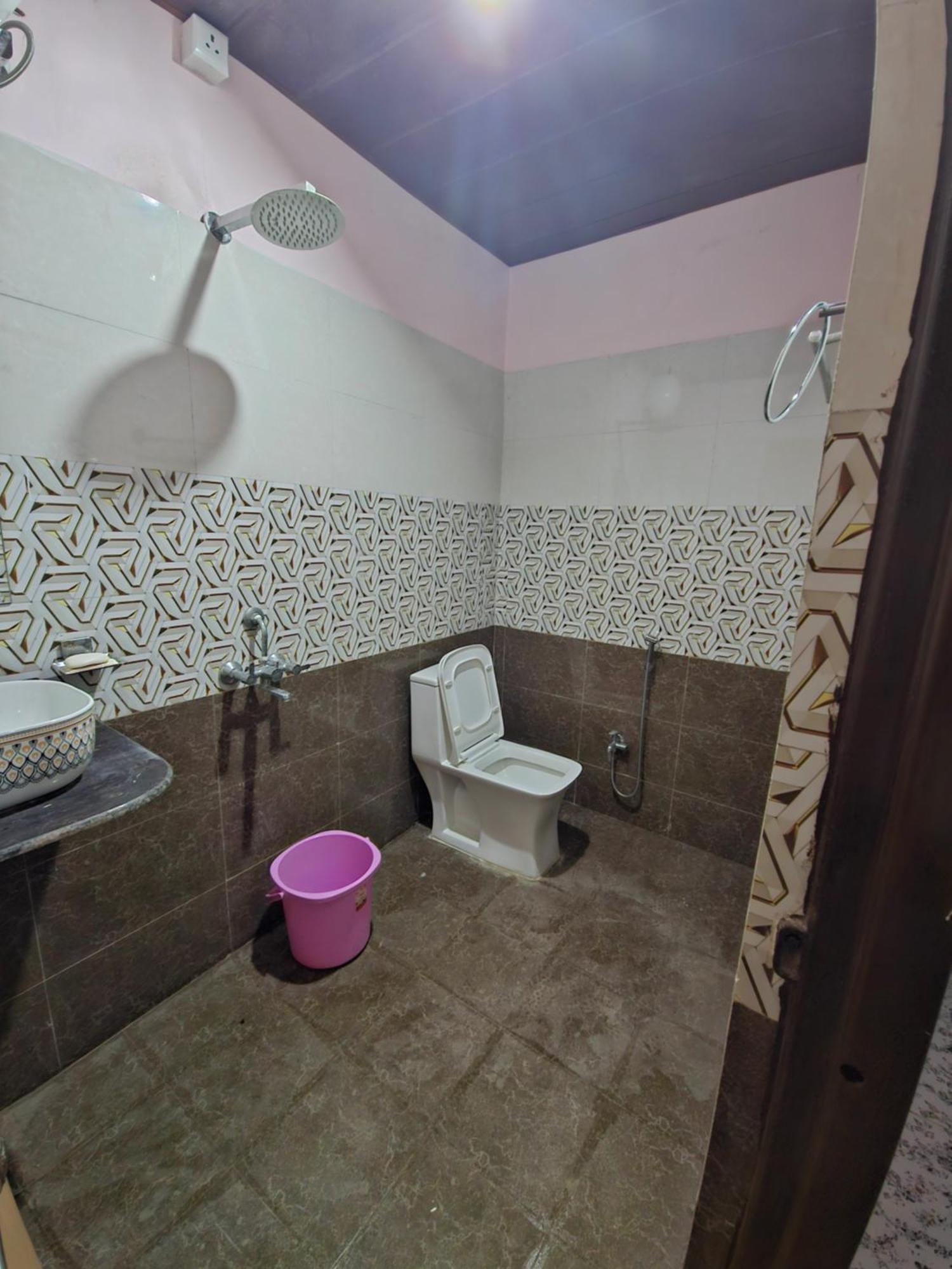Hotel Kalika P Guest House Varanasi Exterior photo